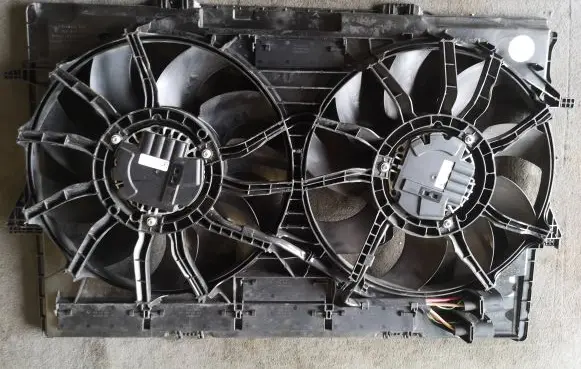 Porsche Macan (95B) Electric radiator cooling fan 95B121207A C48711110 663201