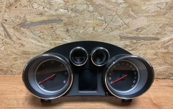 Opel Insignia A Speedometer (instrument cluster) 22783072 365903926