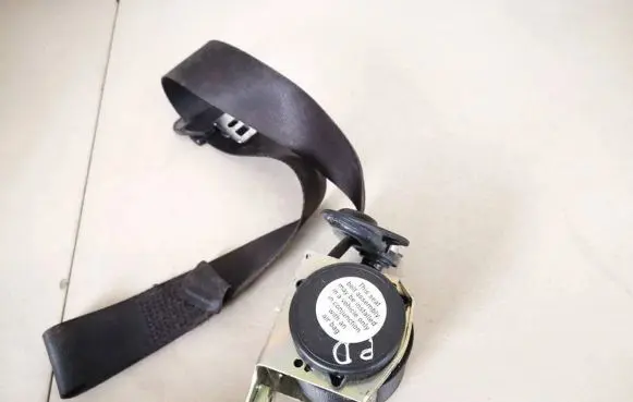 Mini One - Cooper R50 - 53 Front seatbelt 1505913 530078802