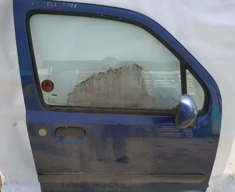 Opel Agila A Front door melynos