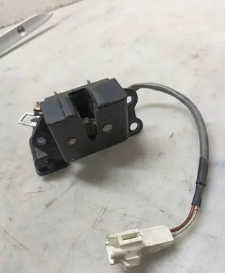 Toyota Corolla Verso E121 Tailgate/trunk/boot lock/catch/latch S781TBL500 1015283000