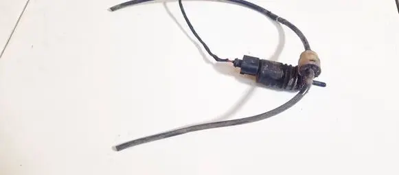 Peugeot 4007 Windscreen/windshield washer pump