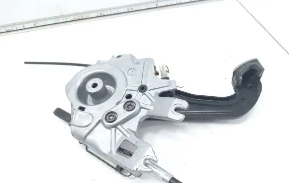 Mercedes-Benz ML W164 Brake pedal A1644202084