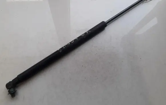 Hyundai Getz Tailgate/trunk strut/damper 817701C001 81770-1C001
