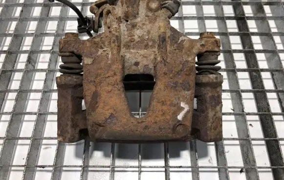 Nissan Interstar Rear brake caliper