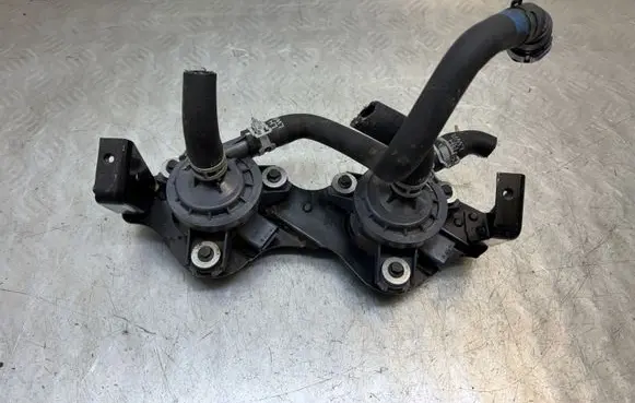 Volvo V60 Electric auxiliary coolant/water pump 31319043