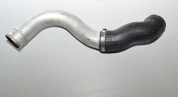 BMW 5 E39 Intercooler hose/pipe 2248625 2249669 11612249669