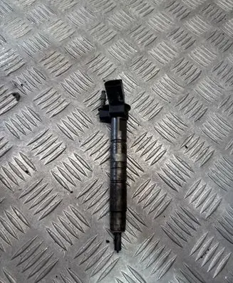 BMW 5 GT F07 Fuel injector 0445116024 7805428
