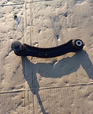 Dodge Challenger Rear control arm 5328AA