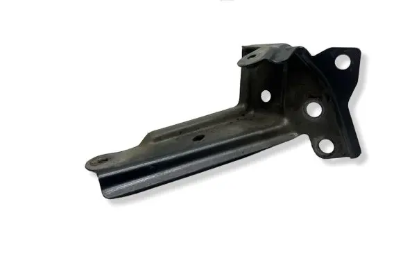Toyota C-HR I Fender mounting bracket