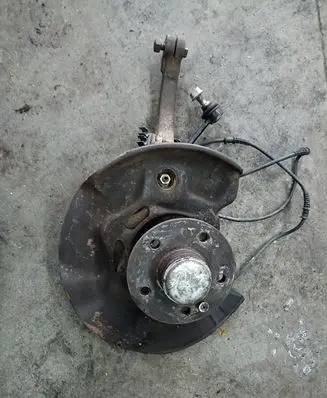 Mercedes-Benz CL C140 Front wheel hub spindle knuckle A1403320802