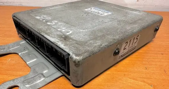 Mitsubishi Space Star Engine control unit/module MD362115
