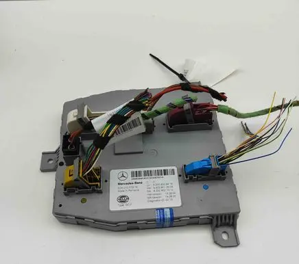 Mercedes-Benz C W205 Central body control module A2059013904 A2229027310