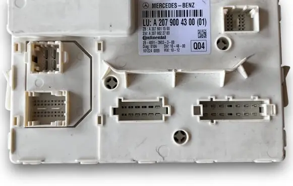 Mercedes-Benz E C207 W207 Central body control module A2079004300