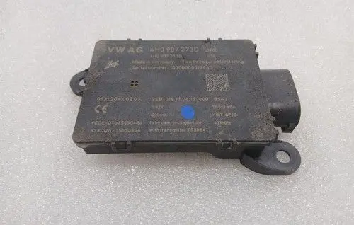 Audi R8 4S ACC Distronic radar sensor grill/trim 4H0907273D