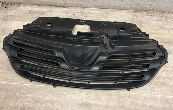 Renault Trafic III (X82) Front grill 8200721895