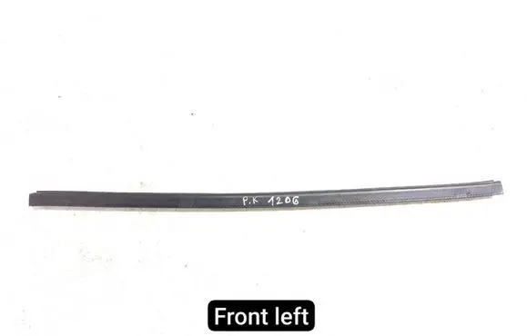 Chevrolet Corvette C6 Rubber seal front door window/glass