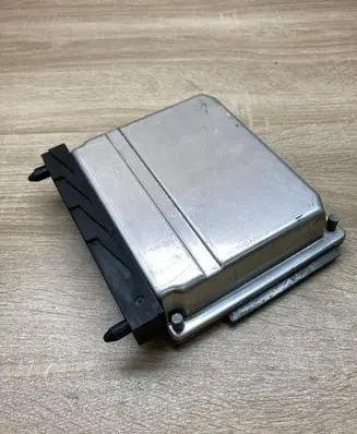 Volvo V70 Engine control unit/module ECU 09496667A 0281001776