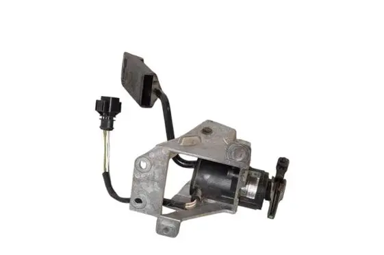Audi A6 S6 C4 4A Accelerator throttle pedal 