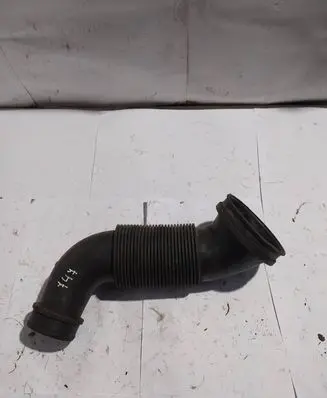 Audi A8 S8 D2 4D Air intake hose/pipe 4D0145747 PX0446039