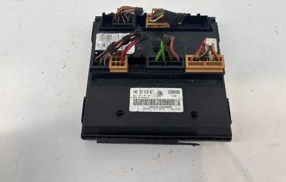Volkswagen Transporter - Caravelle T5 Comfort/convenience module 28089826 3350FSN76A026MS 7H0937049AC