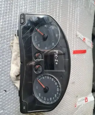Volkswagen Golf Plus Speedometer (instrument cluster) 96019077 68190906