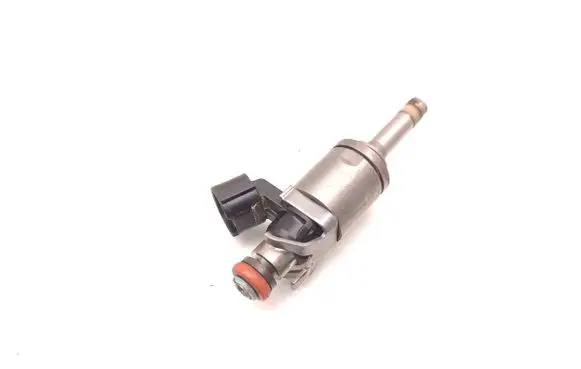 Mazda 3 II Fuel injector PE0113250B
