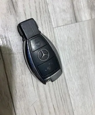 Mercedes-Benz B W246 W242 Ignition key/card A24690