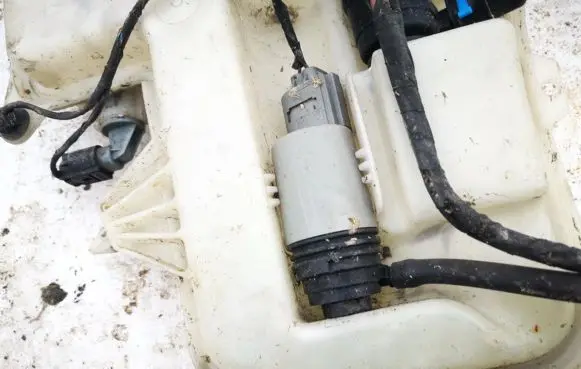 BMW 3 E90 E91 Windscreen/windshield washer pump
