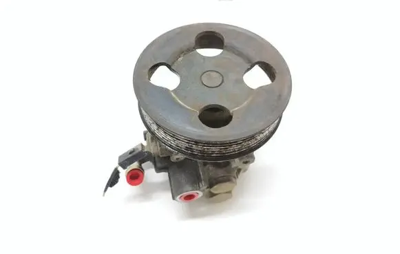 Mitsubishi Montero Power steering pump