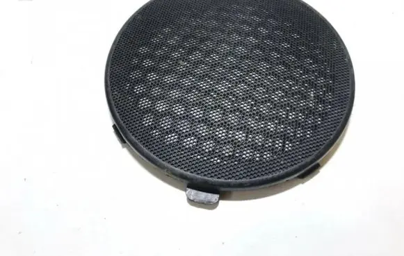 Side speaker trim/cover