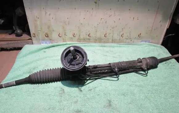 Citroen C4 I Steering rack 20389111