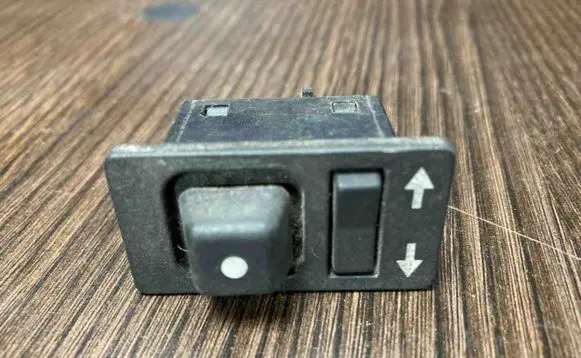 Alfa Romeo 159 Wing mirror switch