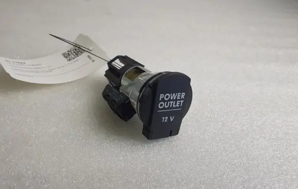 Porsche Cayenne (92A) 12 V Socket (front) 7P5919341 27003