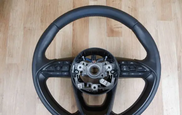 Toyota Yaris XP210 Steering wheel 45100K0140