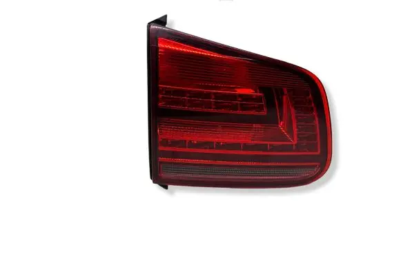 Volkswagen Tiguan Tailgate rear/tail lights 5N0945307