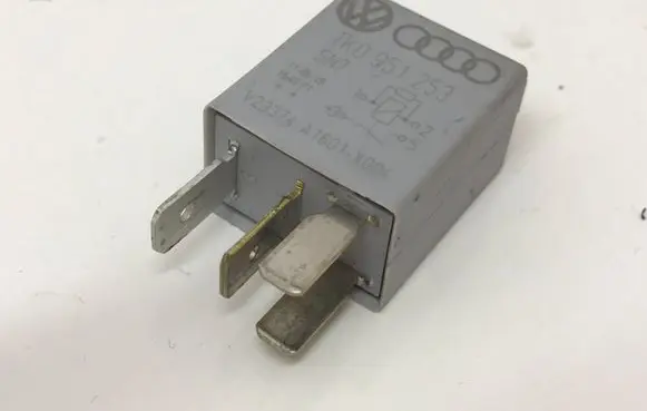 Volkswagen Polo V 6R Other relay 1K0951253