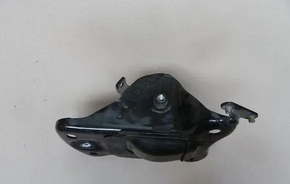 Audi RS5 Engine mount vacuum valve 5Q0501545D-T