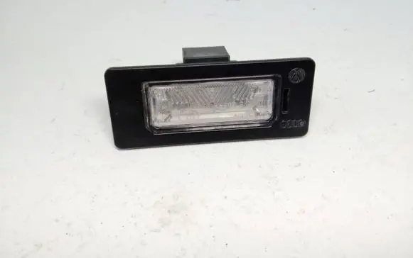 Audi A5 8T 8F Number plate light 8T0943021