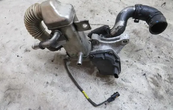 Nissan Qashqai EGR valve KRIS235789