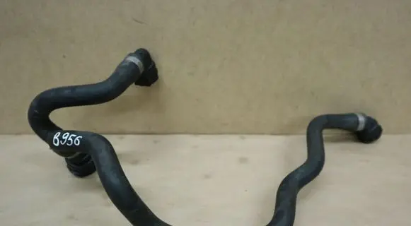 BMW 6 F06 Gran coupe Engine coolant pipe/hose 8507255 8512420 8375796