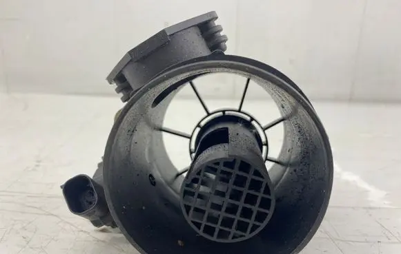 Mercedes-Benz E W211 Mass air flow meter A6460940048