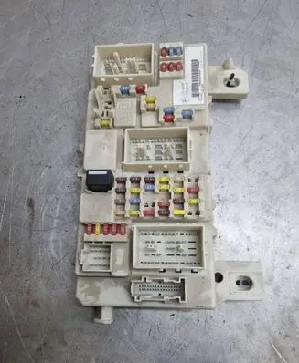 Ford Kuga I Fuse box set 7M5T14A073JD