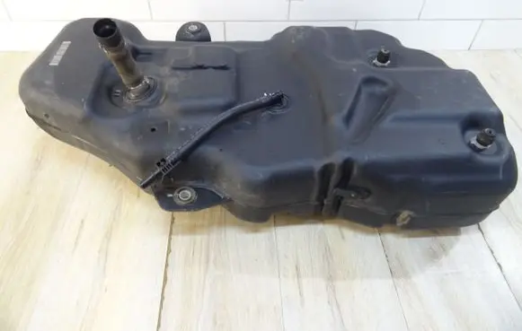 Mercedes-Benz ML W166 AdBlue liquid reservoir A1664704401