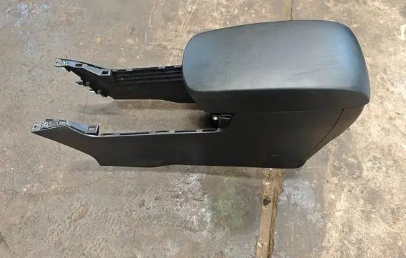 Mazda CX-5 Center console KD4564441 K3006