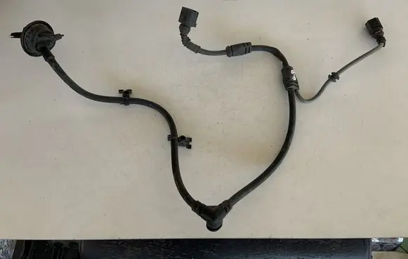 Audi A4 S4 B9 Rear ABS sensor wiring 8W0972253 8W0972254