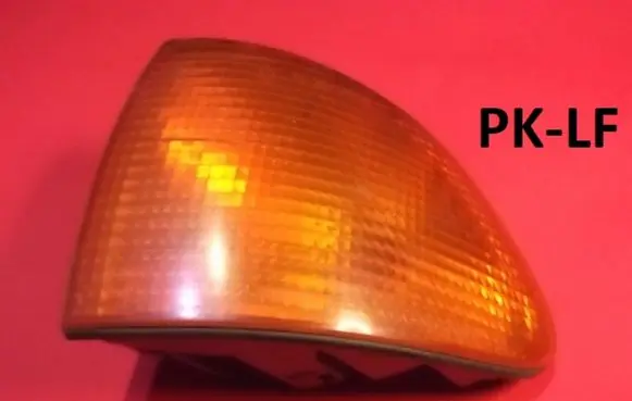 BMW 7 E32 Front indicator light 63138361005 63138352135
