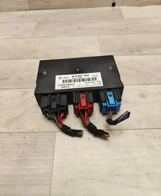 Audi A6 S6 C6 4F Tow bar trailer control unit/module 4F0907383 4F0910383