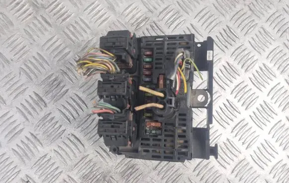 Peugeot 407 BSM Control unit 9661682680 S118983002 BSML0200