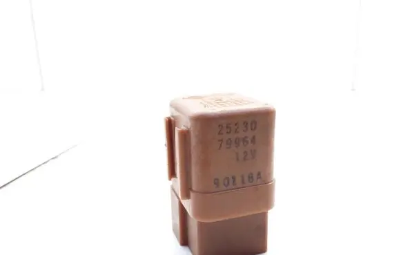 Nissan Almera Hazard warning light relay 2523079964 90118A
